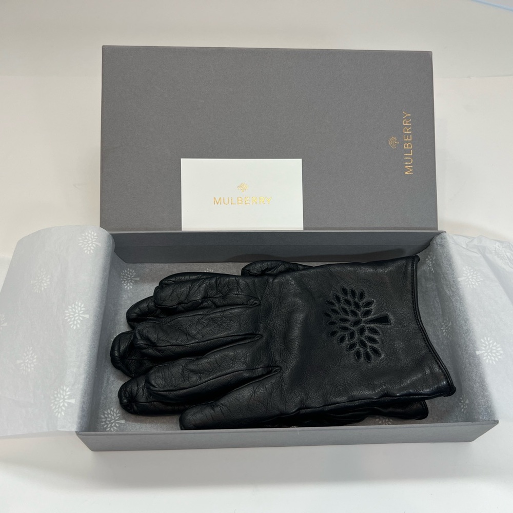 Mulberry Black Leather Gloves with Cutout Design